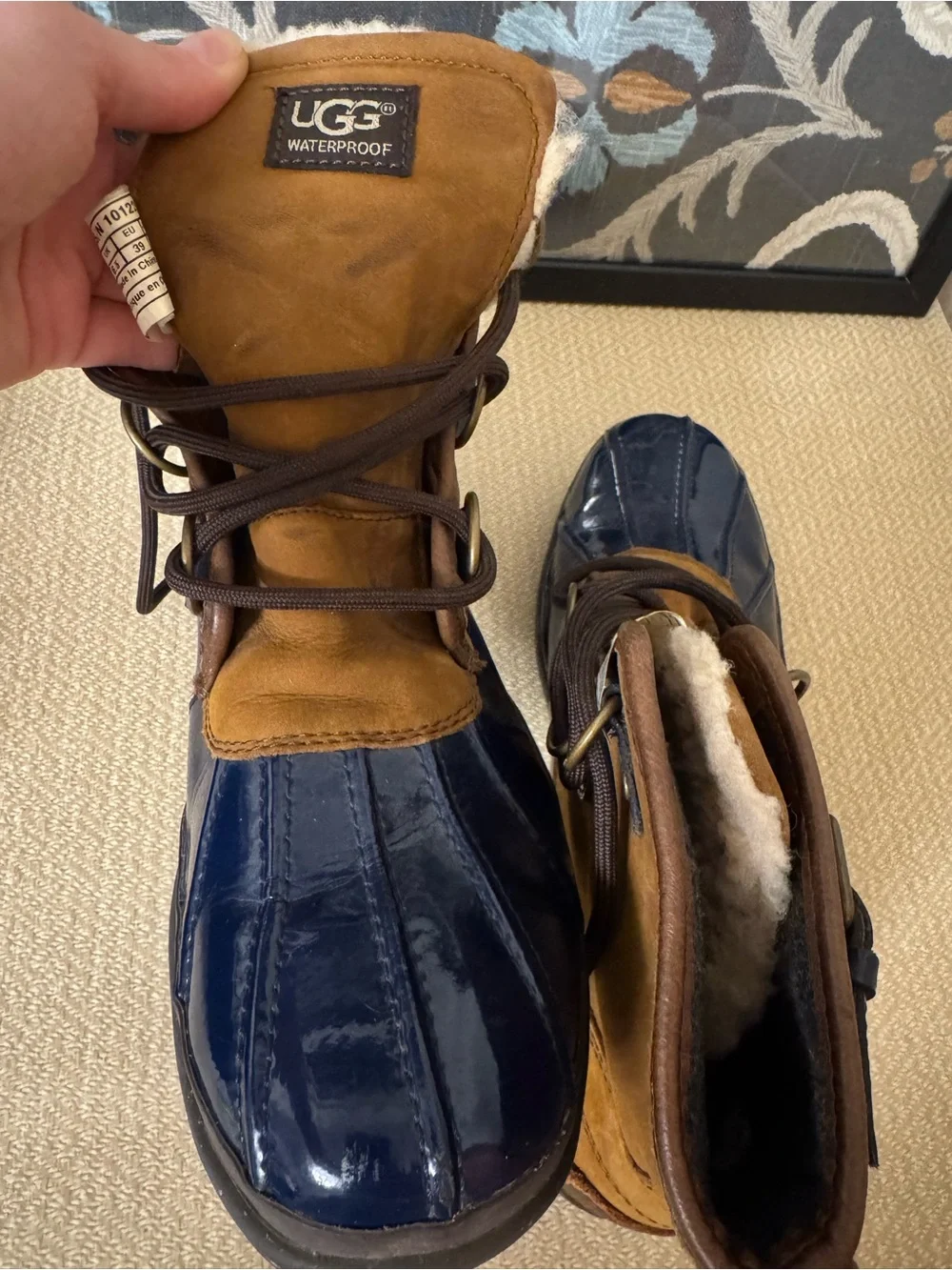 UGG Waterproof Duck Boots Brown & Navy Blue Lace Up Size 8 Women